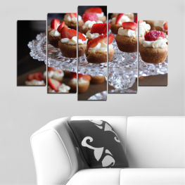 Fresh, Food, Cooking, Breakfast, Delicious, Fruit, Pastry, Gourmet, Tasty, Dessert, Strawberry, Plate, Bakery, Cake, Sweet, Cream, Sugar, Confectionery, Candy, Snack, Meal, Trifle, Pudding
